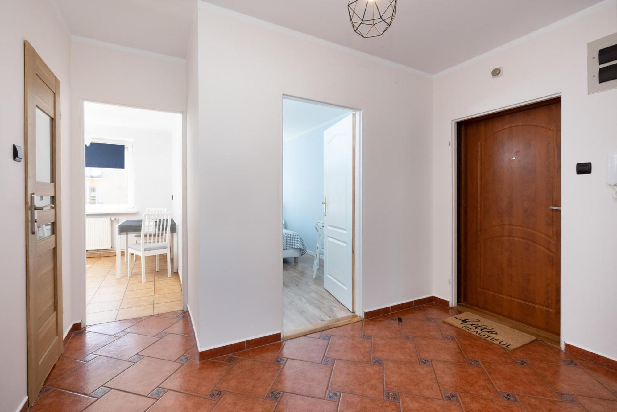 Apartament Zrodlana Two-bedroom With Balcony By Renters *