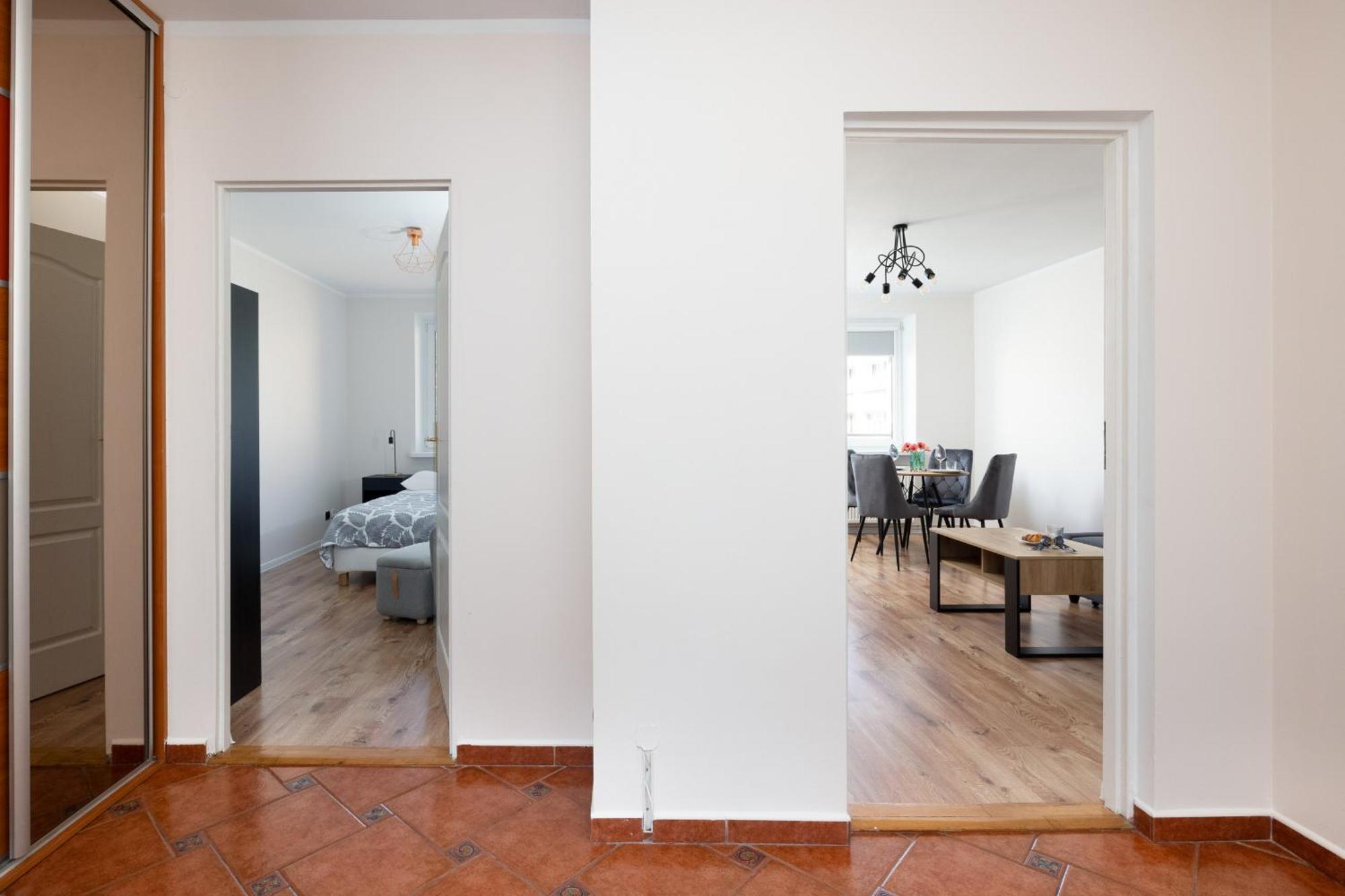 Zrodlana Two-bedroom With Balcony By Renters Kołobrzeg