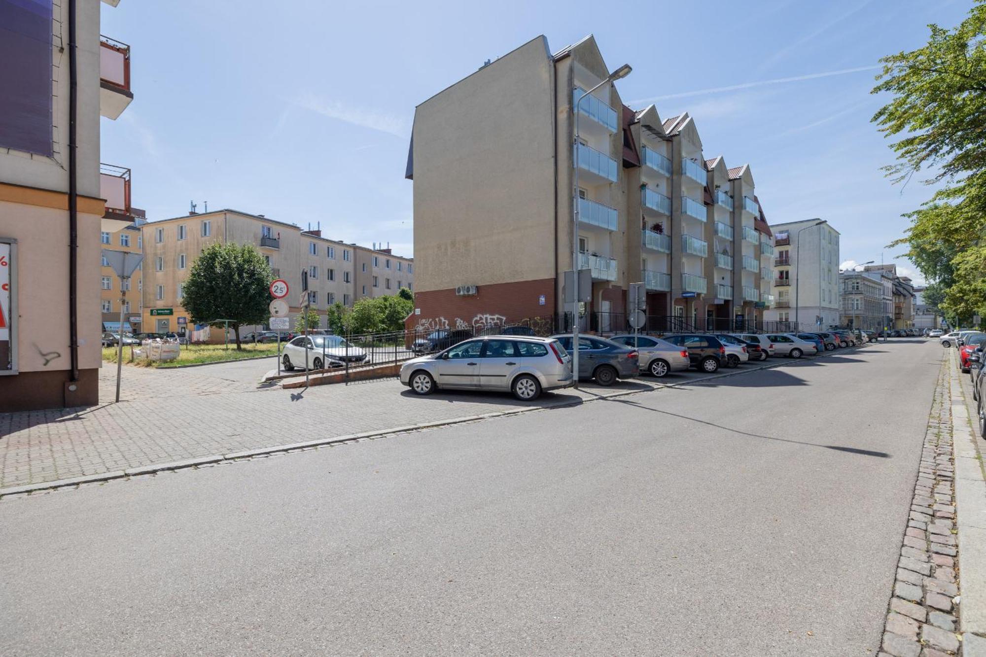 Zrodlana Two-bedroom With Balcony By Renters Kołobrzeg